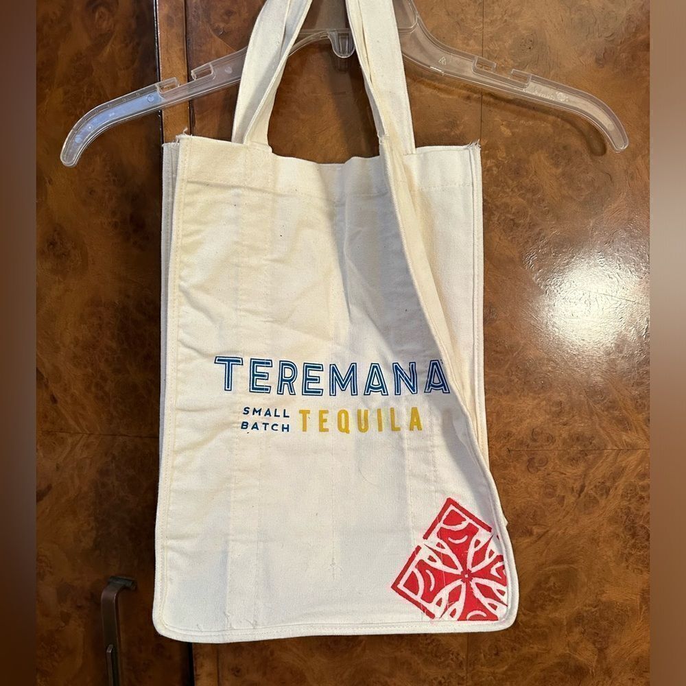 Teremana tequila exclusive bag